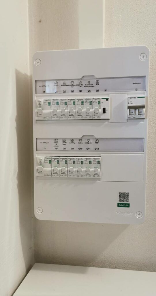 mise aux normes electricite maison