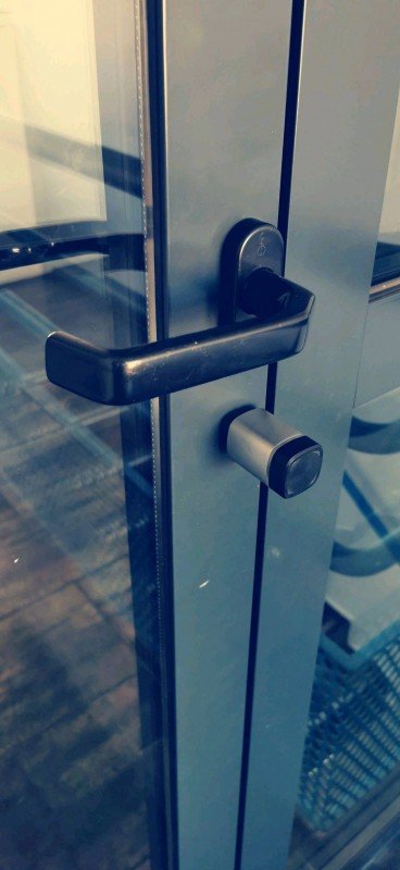 serrure connectee alarme lyon